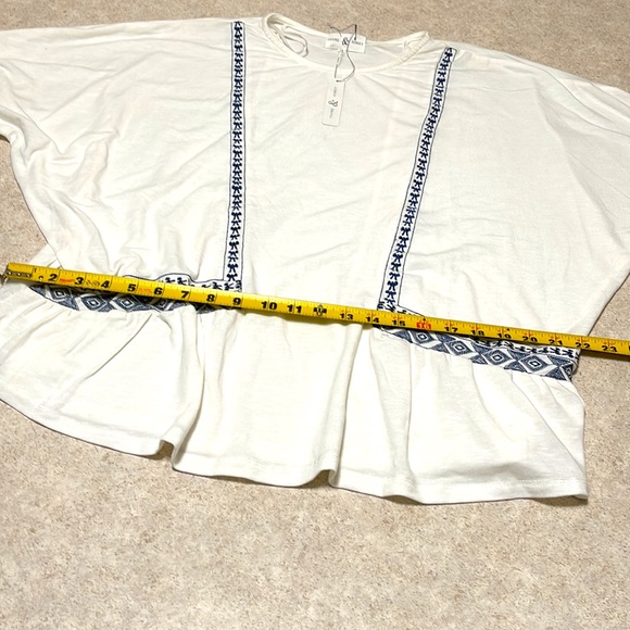 BNWT THYME & HONEY WHITE DOLMAN SLEEVE NAVY BLUE EMBROIDERED TUNIC TOP - Picture 8 of 11